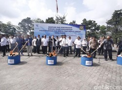 Novel Baswedan Ikut Bakar Baju Bekas Impor Rp 10 M: Rugikan Masyarakat