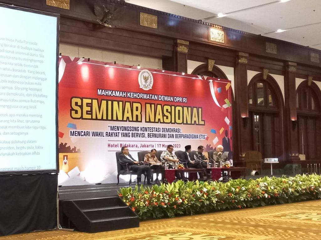 Romo Magnis Kritik Partai Sibuk Urus Capres Dibanding Visi Majukan Bangsa Romo Magnis Kritik Partai Sibuk Urus Capres Dibanding Visi Majukan Bangsa