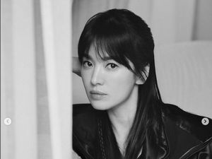 Gaya Memesona Song Hye Kyo untuk Fendi Setelah Sukses The Glory 2