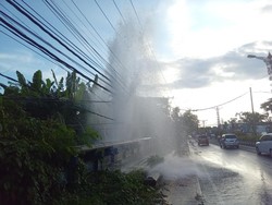 Viral Air Mancur Raksasa gegara Pipa Bocor, PDAM Sebut Faktor Usia