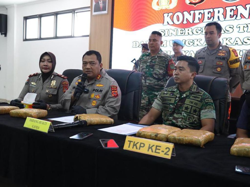 Aparat Gabungan Gagalkan Peredaran 6,5 Kg Ganja di Kabupaten Bogor