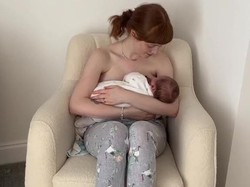 Kisah Viral Wanita yang Belum Pernah Hamil Tapi Menyusui Anaknya