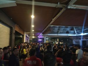 Dibubarkan Polisi, Pengunjung Tempat Hiburan Malam di Jaksel Berhamburan