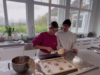 Dapur Hailey Bieber yang Minimalis, Biasa Dipakai Masak Bareng Justin Bieber