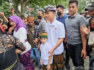 Senangnya Jan Ethes Ikut Pawai Ogoh-ogoh Pertama Kali di Solo Senangnya Jan Ethes Ikut Pawai Ogoh-ogoh Pertama Kali di Solo