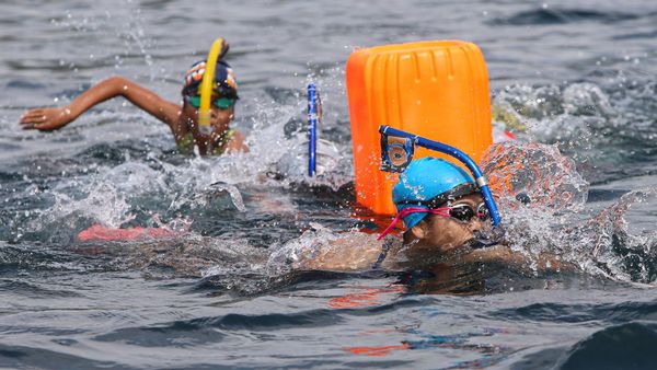 Keseruan Lomba Renang Sabang Marine Festival 2023 di Aceh
