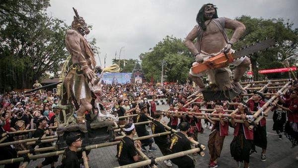 Melihat Gebyar Seni dan Pawai Ogoh-ogoh di Balai Kota Solo