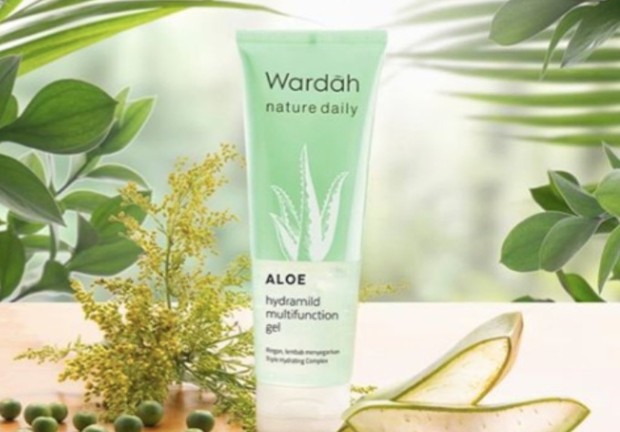 Gel pelembab dari Wardah.
