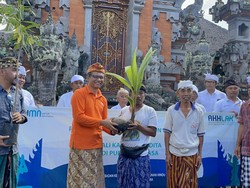 Sambut Nyepi, Peguyuban Umat Hindu BUMN Bali Tanam Pohon Upakara