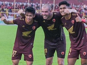 Top Skor Sepanjang Masa PSM di Era Liga 1: Sananta Saingi Pluim dan Ferdinand Top Skor Sepanjang Masa PSM di Era Liga 1: Sananta Saingi Pluim dan Ferdinand