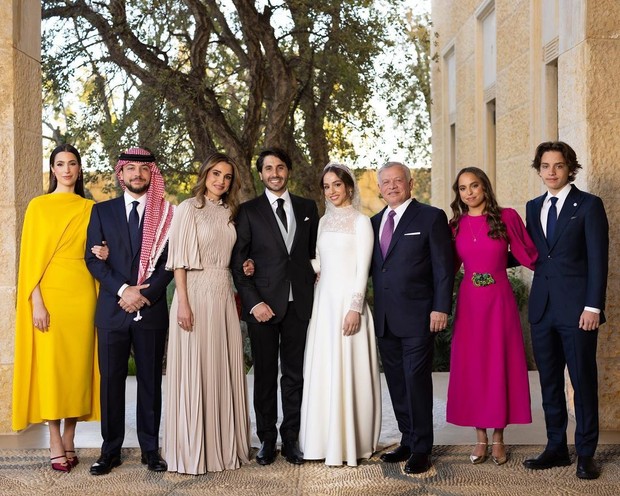 Ratu Rania dan Keluarga di Pernikahan Putri Iman