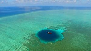 Deretan Sinkhole Terbesar di Dunia, Menakjubkan Tapi Seram