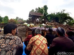 Komunitas Lintas Iman Ziarah Peradaban di Candi Gayatri Tulungagung