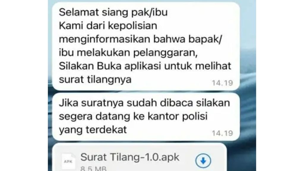 Waspada, aksi penipuan modus mengirim surat tilang electronic traffic law enforcement (ETLE) melalui aplikasi perpesanan WhatsApp (WA) menghantui masyarakat beberapa hari belakangan ini. (Dok. NTMC Polri Info)