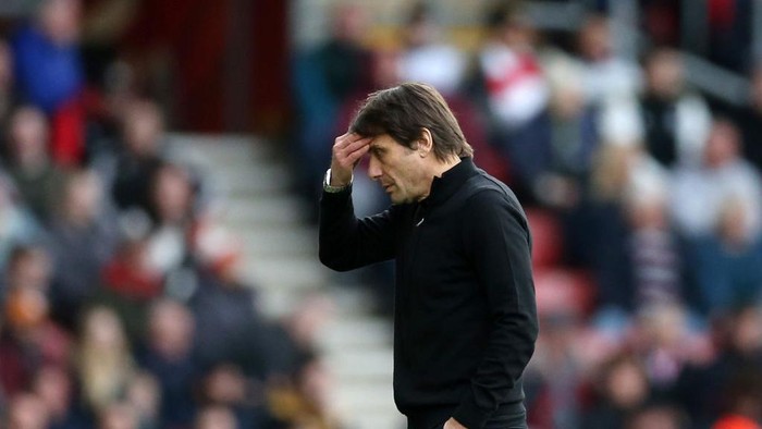 Antonio Conte SOUTHAMPTON, ENGLAND - MARCH 18: Antonio Conte, Manager of Tottenham Hotspur, reacts after Theo Walcott (not pictured) of Southampton scores the team's second goal during the Premier League match between Southampton FC and Tottenham Hotspur at Friends Provident St. Mary's Stadium on March 18, 2023 in Southampton, England. (Photo by Tottenham Hotspur FC/Tottenham Hotspur FC via Getty Images)