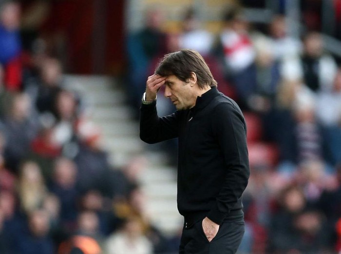 SOUTHAMPTON, ENGLAND - MARCH 18: Antonio Conte, Manager of Tottenham Hotspur, reacts after Theo Walcott (not pictured) of Southampton scores the team's second goal during the Premier League match between Southampton FC and Tottenham Hotspur at Friends Provident St. Mary's Stadium on March 18, 2023 in Southampton, England. (Photo by Tottenham Hotspur FC/Tottenham Hotspur FC via Getty Images)