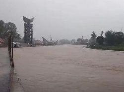 Hujan Deras, 6 Kecamatan di Solok Selatan Sumbar Terendam Banjir