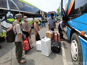 Pemprov DKI Buka Mudik Gratis! Cek Nih Syarat & Cara Daftarnya Pemprov DKI Buka Mudik Gratis! Cek Nih Syarat & Cara Daftarnya