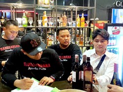 Genderang Perang Lawan Kemaksiatan di Karawang Jelang Ramadan