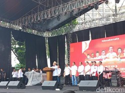 Kumpul di GBK, Para Kades Minta Alokasi 10% APBN untuk Dana Desa