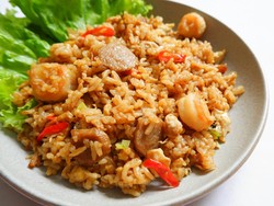 Resep Nasi Goreng Udang dan Bakso yang Gurih Mantap Buat Sarapan