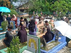 Tradisi Ziarah Kubur di Jambi Jelang Ramadhan