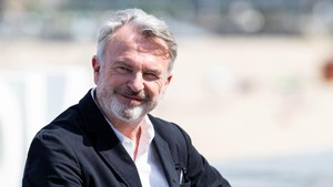 Ungkapan Duka Mengalir Deras Usai Bintang Jurassic Park, Sam Neill Meninggal
