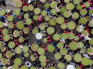 Seperti Ini Suasana Lelang Teh di Sichuan China