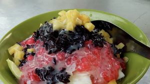 Slurrp! 10 Es Buah Populer di Jakarta yang Seger Banget