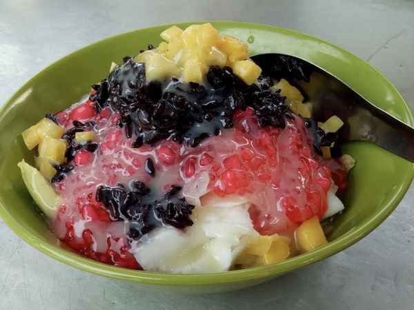 Slurrp! 10 Es Buah Populer di Jakarta yang Seger Banget