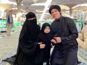 Berkah Umrah Aurel Hermansyah-Atta Halilintar: Ameena Bisa Jalan!