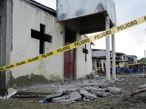 Begini Dampak Gempa M 6,8 di Ekuador