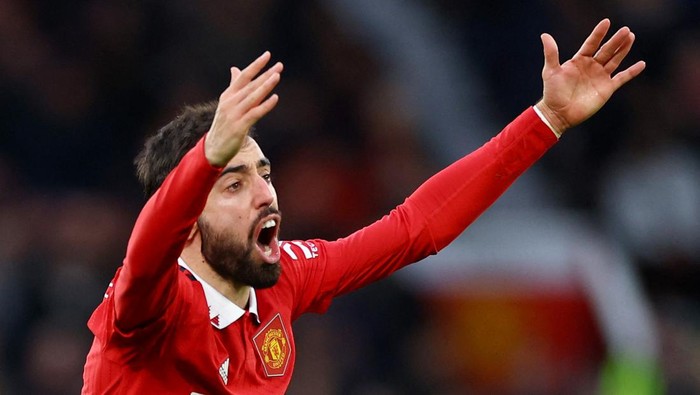 Soccer Football - FA Cup - Quarter-Final - Manchester United v Fulham - Old Trafford, Manchester, Britain - March 19, 2023 Manchester Uniteds Bruno Fernandes reacts REUTERS/Carl Recine