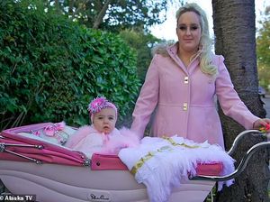 Jadi Kontroversi, Ibu Rela Kelaparan Demi Anak Bisa Pakai Baju Louis Vuitton Jadi Kontroversi, Ibu Rela Kelaparan Demi Anak Bisa Pakai Baju Louis Vuitton