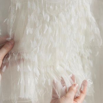 Detail Gaun Michelle Yeoh