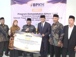 HNW Resmikan Studio Dakwah Digital di STID Al-Hikmah Mampang