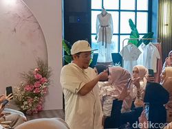 Jadi Muse Baju Ramadan Surin, Indra Bekti: Mau Kembaran Bareng Aldila dan Anak