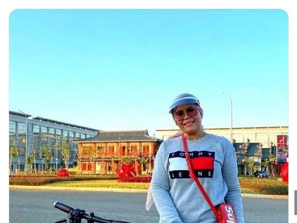 Gaya Mewah Istri Sekda Riau yang Viral, Kini Disebut Suami Pakai Tas KW
