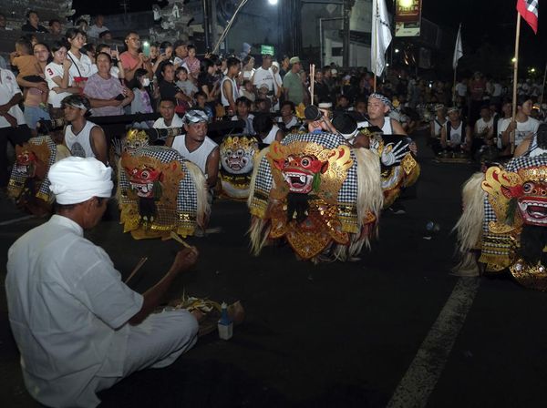 Jelang Nyepi, Musik Okokan Melantun di Bali