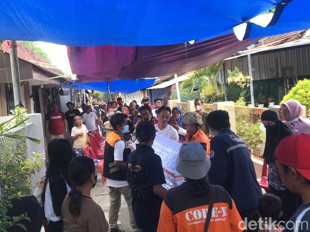 Geger Mutilasi di Kaliurang, Potongan Tubuh Ayu Ditemukan di Kamar Mandi Geger Mutilasi di Kaliurang, Potongan Tubuh Ayu Ditemukan di Kamar Mandi