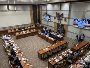 Komisi III DPR Setujui Naturalisasi Empat Atlet Sepakbola-Basket