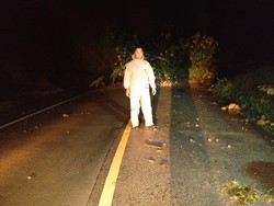 Jalan Poros Mamasa-Mamuju Diterjang Longsor, Lalin Lumpuh Total