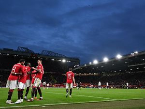 Michael Owen Ragu MU Bisa Bersaing Rebut Trofi Liga Inggris Musim Depan