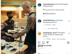 Ketika Vokalis Band Metal Dunia Manatiang di Rumah Makan Padang
