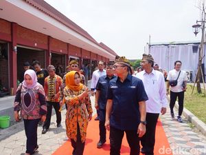 Mendag Resmikan 5 Pasar Rakyat di Kota Mojokerto Mendag Resmikan 5 Pasar Rakyat di Kota Mojokerto