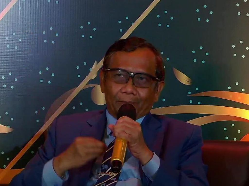 Mahfud Md soal Ada Penolakan Perppu Ciptaker Jadi UU: Ya Biar Aja Mahfud Md soal Ada Penolakan Perppu Ciptaker Jadi UU: Ya Biar Aja