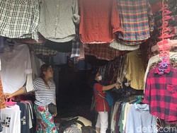 Ekonom Sumut Minta Pemerintah Tak Buru-buru Setop Impor Pakaian Bekas