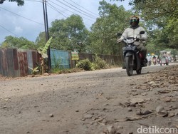 Pemprov Sulsel Anggarkan Rp 44 M Perbaiki Jalan Pattallassang Rusak Tahun Ini