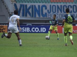 Hasil Liga 1: Persib Tundukkan 10 Pemain Dewa United 2-1 Hasil Liga 1: Persib Tundukkan 10 Pemain Dewa United 2-1