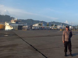 Cuaca Buruk, Penyeberangan dari Lombok ke Bali Ditutup Sementara!